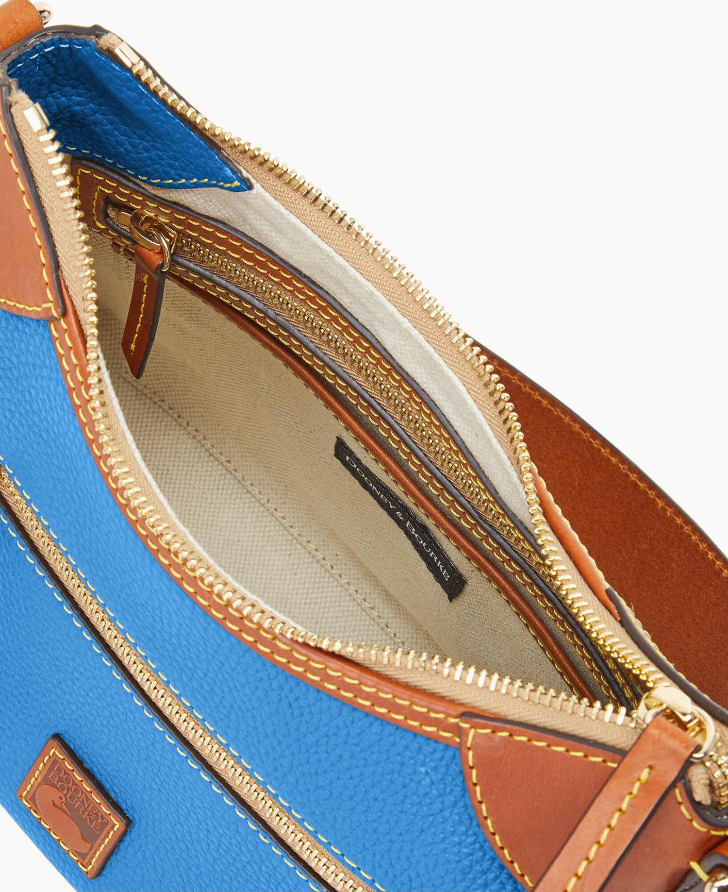 B1956G_9PXUPAKR_ALT2