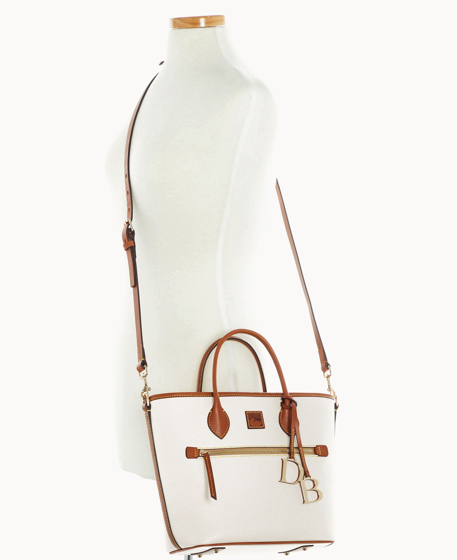 B1963G_9PWHPAKR_ALT4