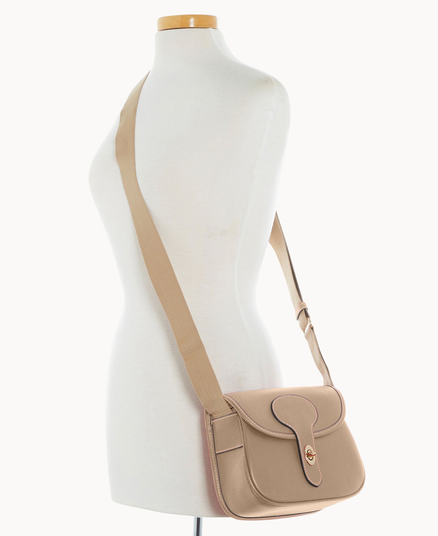 B2528G_XGBEXGBE0002_ALT4