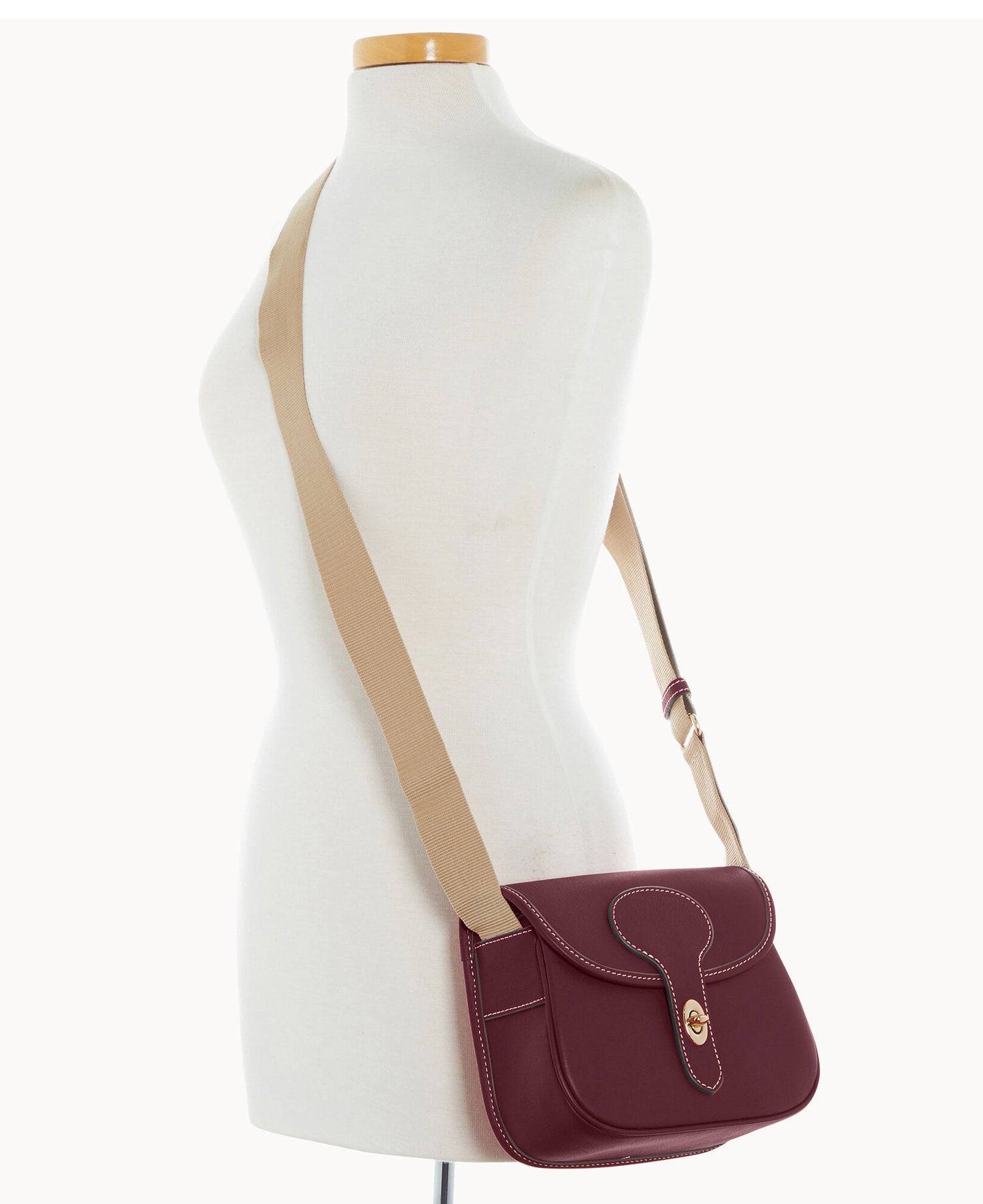 B2528G_XGGPXGGP0002_ALT4