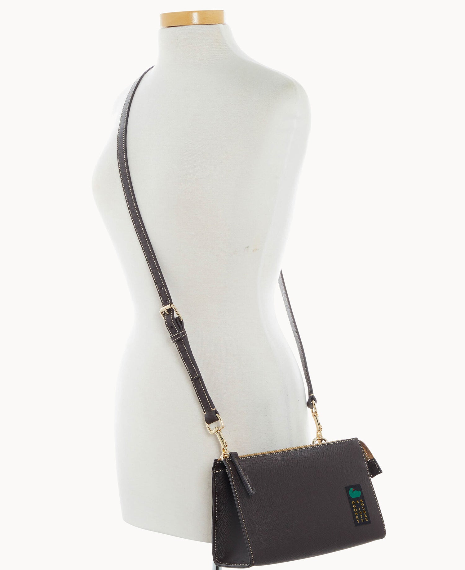 B2563G_AJBMAJBM_ALT4